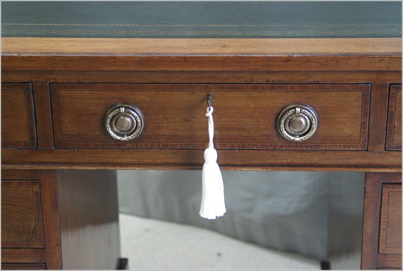 2073 Small Antique Inlaid Pedestal Desk (8)